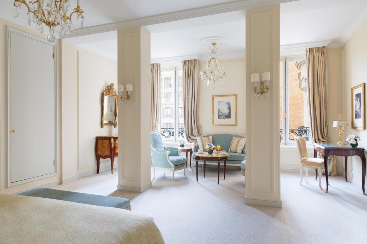 Le Bristol Paris, Oetker Hotels view 2