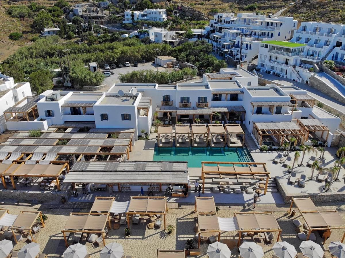 Branco Mykonos view 4