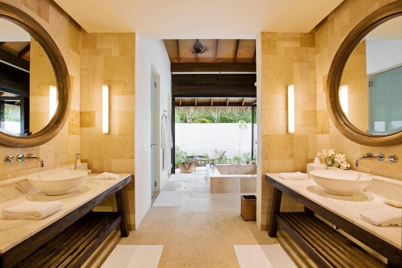 COMO Maalifushi view 5
